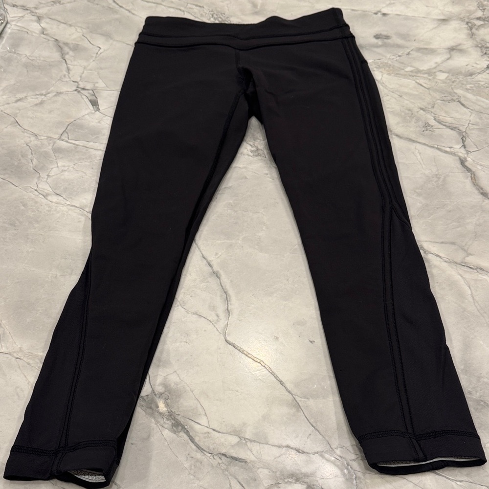 Lululemon Black Cropped Leggings Size 4
